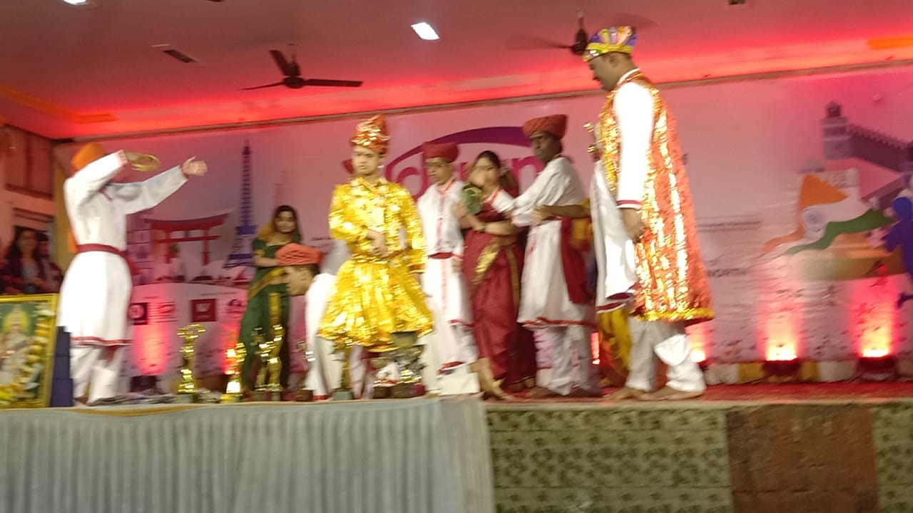 नाट्य सादरीकरण